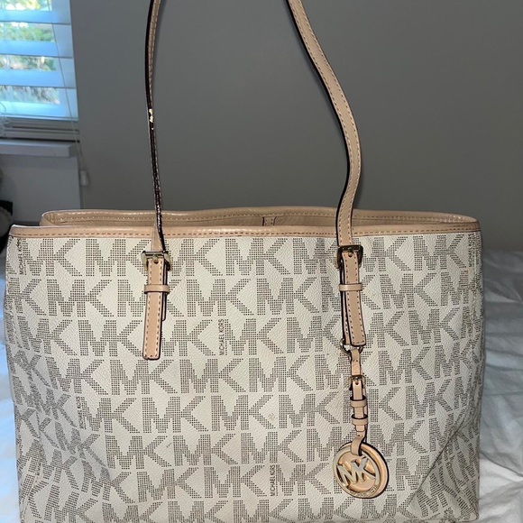 Michael Kors Tote bag Cream and Tan colors RARE - Picture 1 of 4